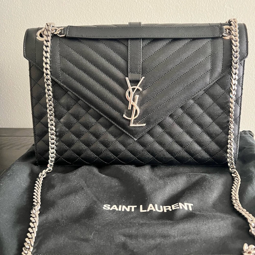 Authentic.Saint Laurent Envelope Triquilt Large YSL Shoulder Bag Grained Leather